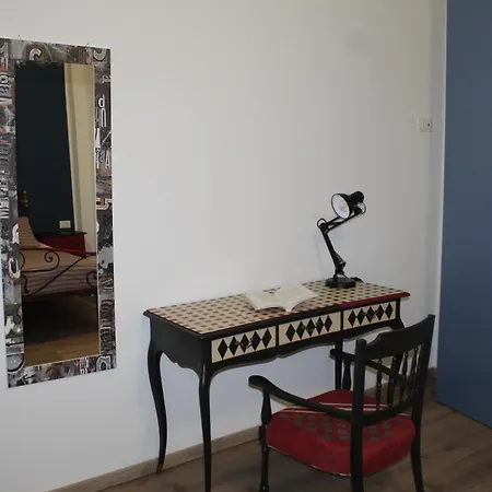 Con Posto Auto Rocca Antica Apartment